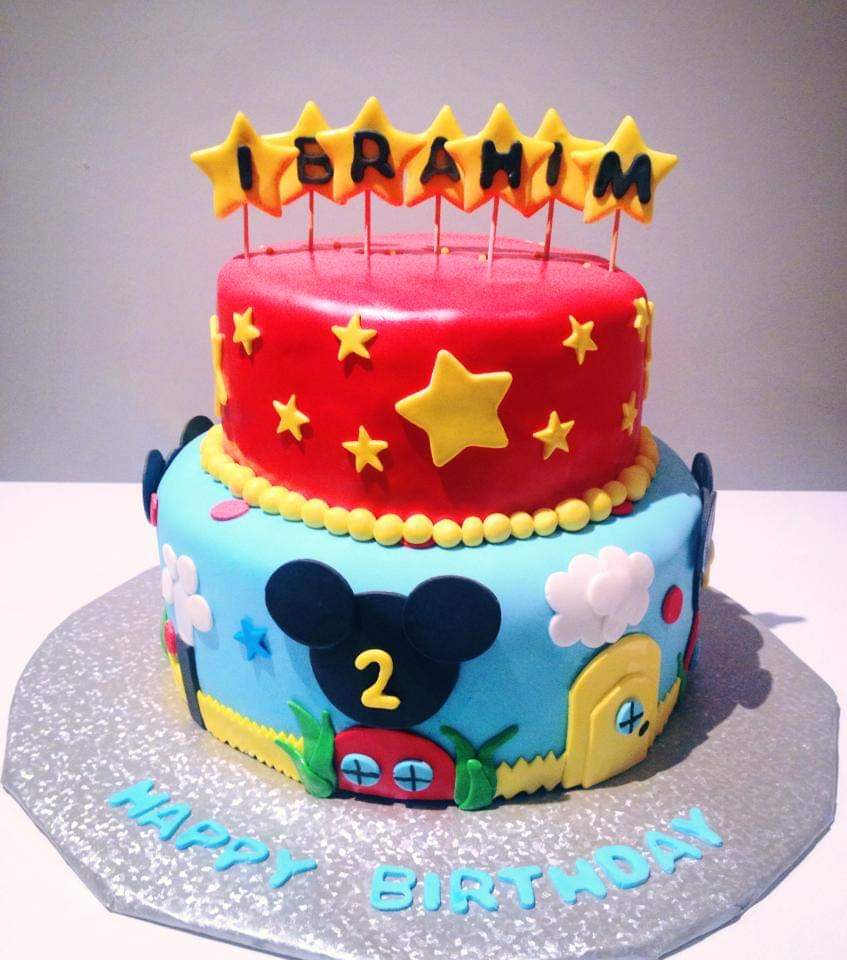 Mickey Mouse cake